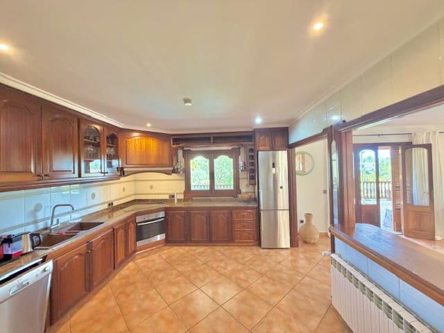 4 slaapkamer Finca/Landhuis te koop in Sa Pobla met zwembad - € 1.250.000 (Ref: 9789444)