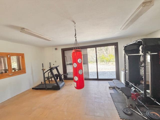 4 slaapkamer Finca/Landhuis te koop in Sa Pobla met zwembad - € 1.250.000 (Ref: 9789444)