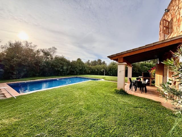 Finca/Casa Rural de 3 habitaciones en Felanitx en venta con piscina - 1.790.000 € (Ref: 9802877)