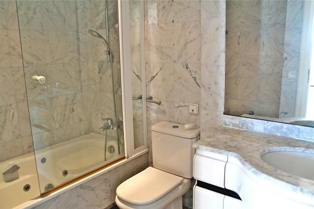 Appartement de 4 chambres à louer à Palma de Mallorca avec piscine garage - 3 200 € (Ref: 9807173)