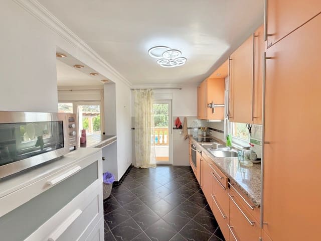 5 sovrum Hus att hyra i Llucmajor med pool garage - 3 500 € (Ref: 9807473)