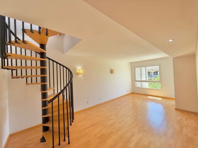 3 bedroom Flat for sale in Palma de Mallorca with pool garage - € 645,000 (Ref: 9829831)