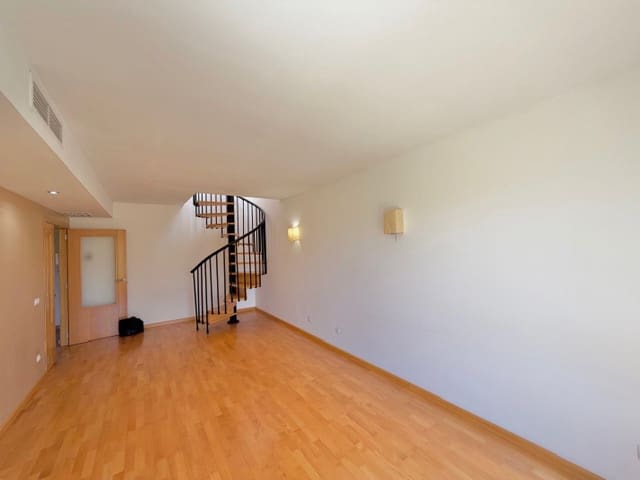 3 bedroom Flat for sale in Palma de Mallorca with pool garage - € 645,000 (Ref: 9829831)