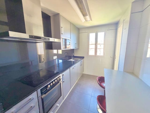 3 bedroom Flat for sale in Palma de Mallorca with pool garage - € 645,000 (Ref: 9829831)