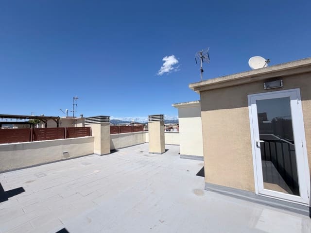 3 bedroom Flat for sale in Palma de Mallorca with pool garage - € 645,000 (Ref: 9829831)