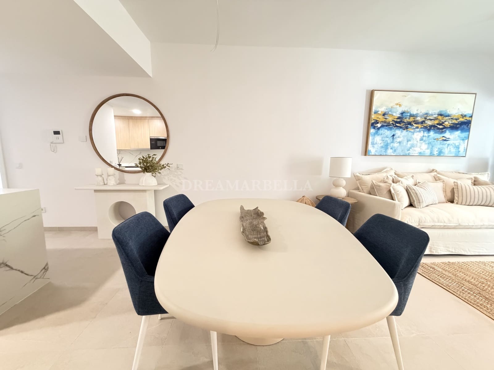 2 sovrum Lägenhet att hyra i Estepona med pool garage - 2 500 € (Ref: 10000212)