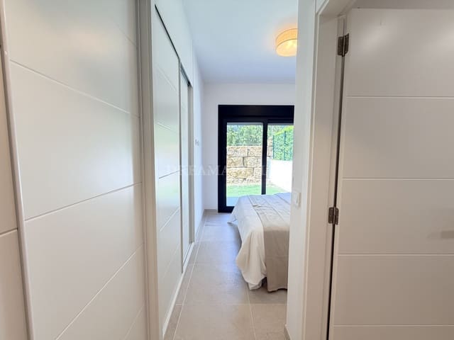2 quarto Apartamento para arrendar em Estepona com piscina garagem - 2 500 € (Ref: 10000212)