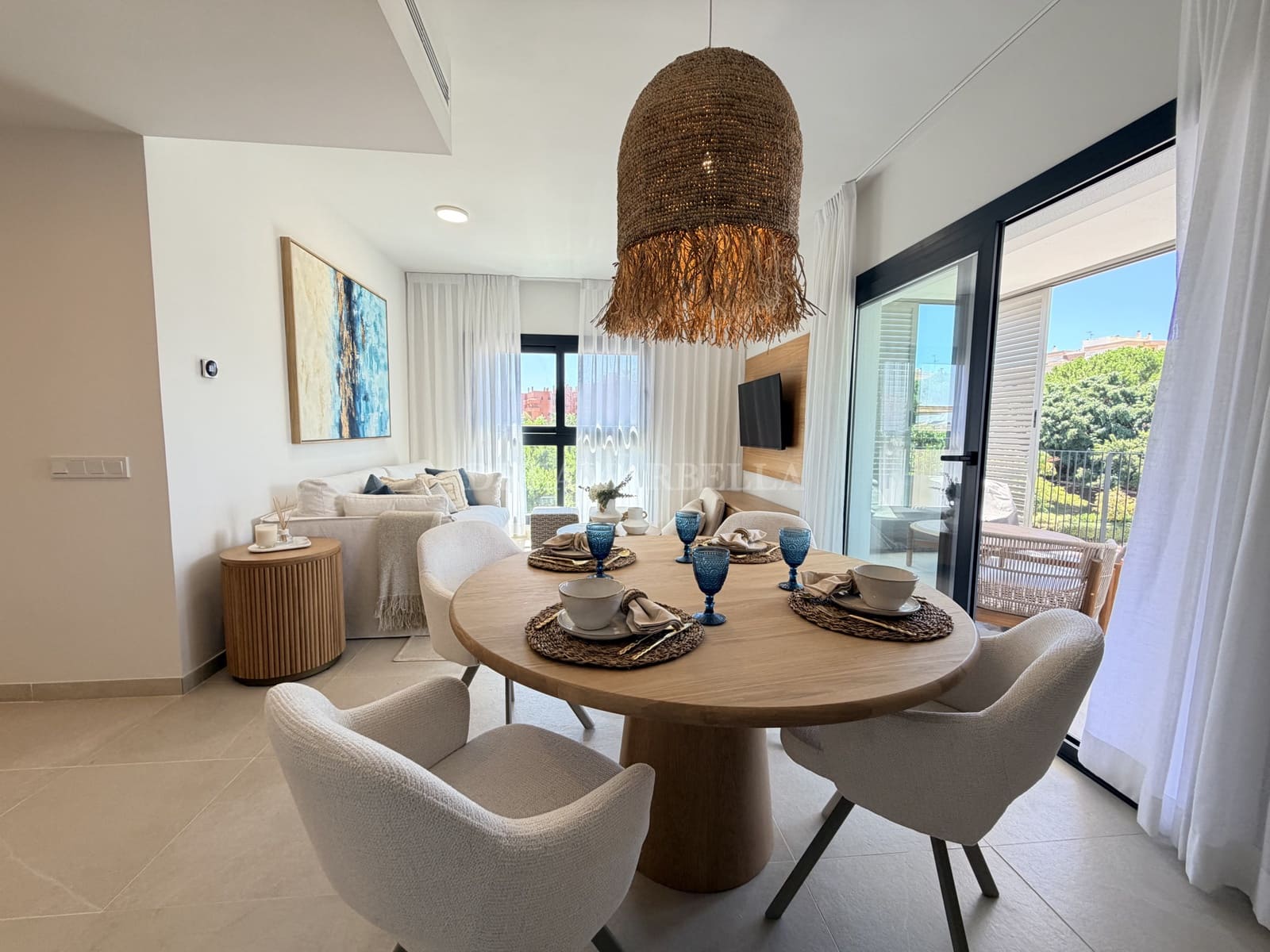 3 Zimmer Penthouse zu vermieten in Estepona mit Pool Garage - 3.200 € (Ref: 10000213)