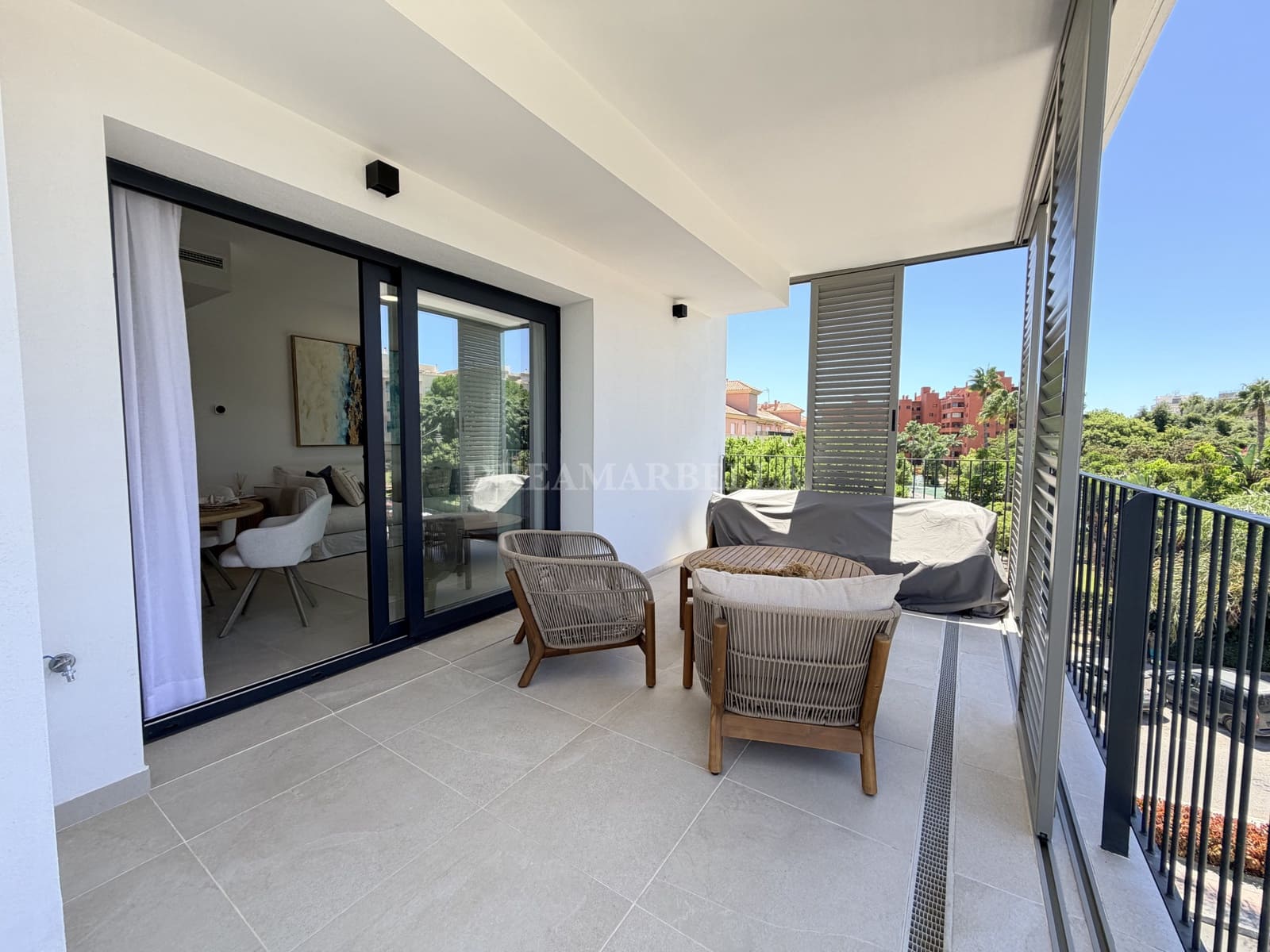 3 Zimmer Penthouse zu vermieten in Estepona mit Pool Garage - 3.200 € (Ref: 10000213)