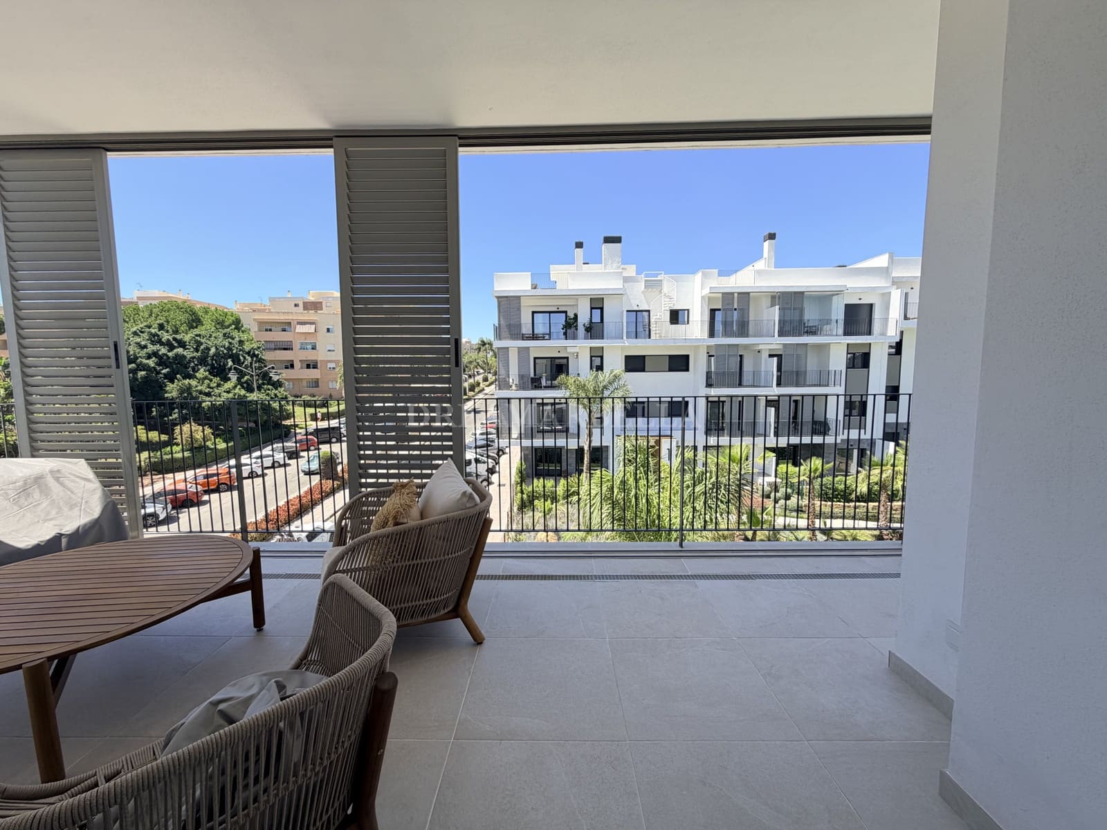 3 Zimmer Penthouse zu vermieten in Estepona mit Pool Garage - 3.200 € (Ref: 10000213)