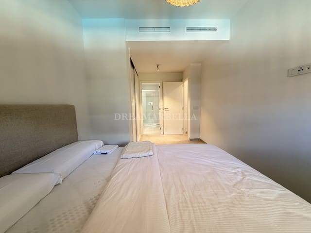 2 quarto Apartamento para arrendar em Estepona com piscina garagem - 2 500 € (Ref: 10000214)