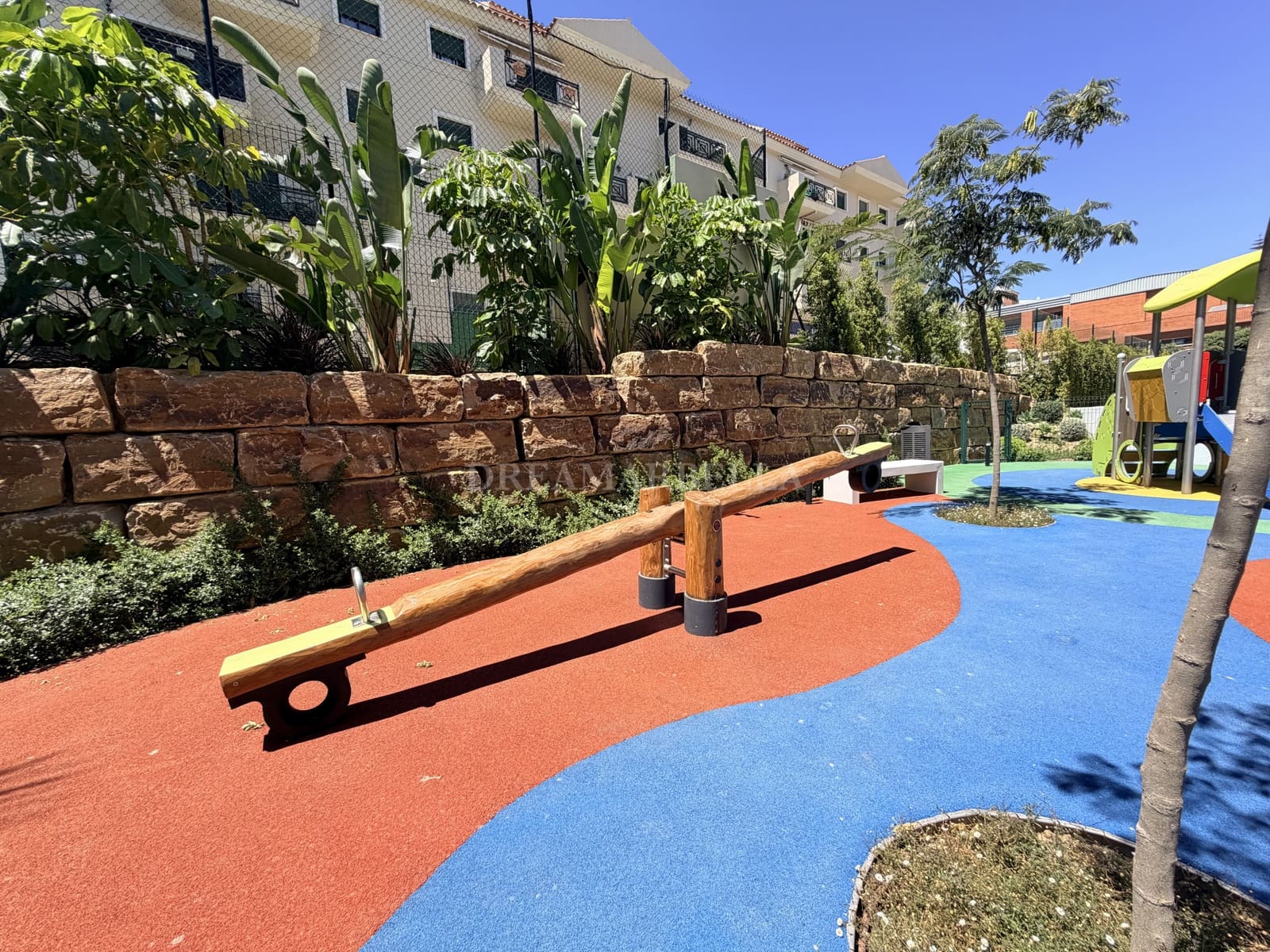 2 camera da letto Appartamento da affittare in Estepona con piscina garage - 2.500 € (Rif: 10000215)