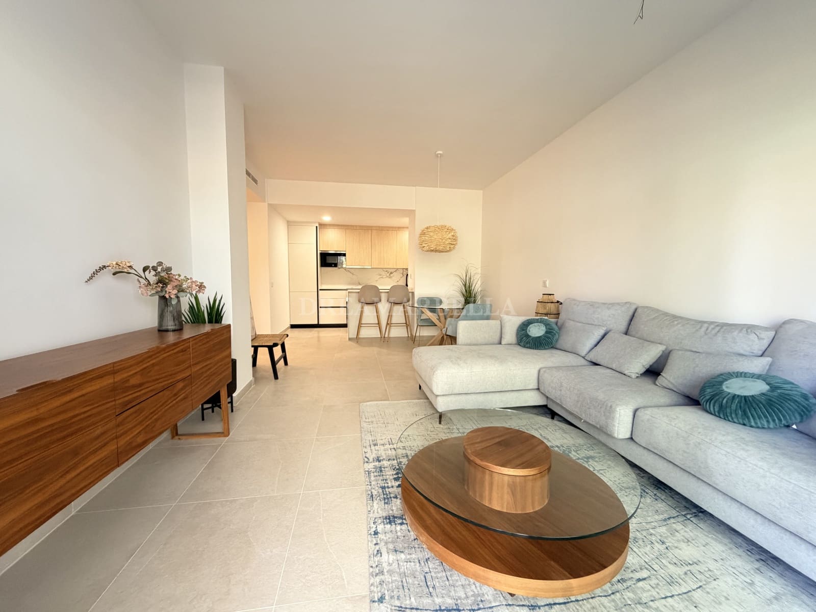 2 sovrum Lägenhet att hyra i Estepona med pool garage - 2 500 € (Ref: 10000215)