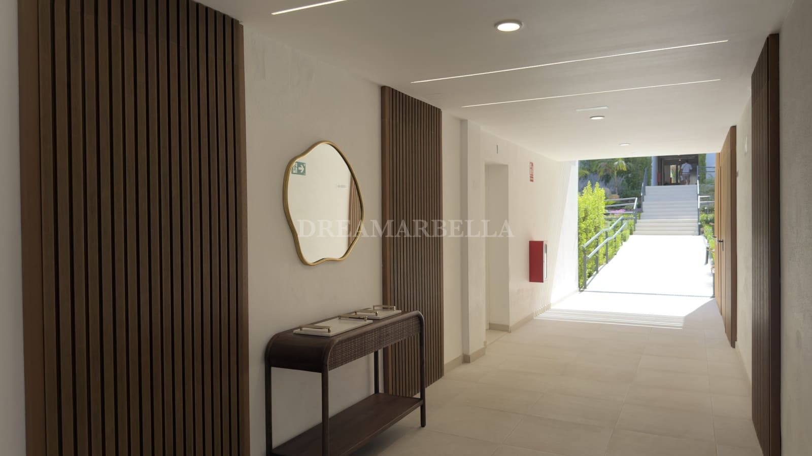 2 bedroom Apartment for rent in Estepona with pool garage - € 2,500 (Ref: 10000215)