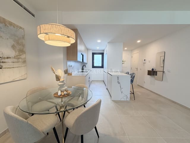 Appartement de 2 chambres à louer à Estepona avec piscine garage - 2 500 € (Ref: 10000216)