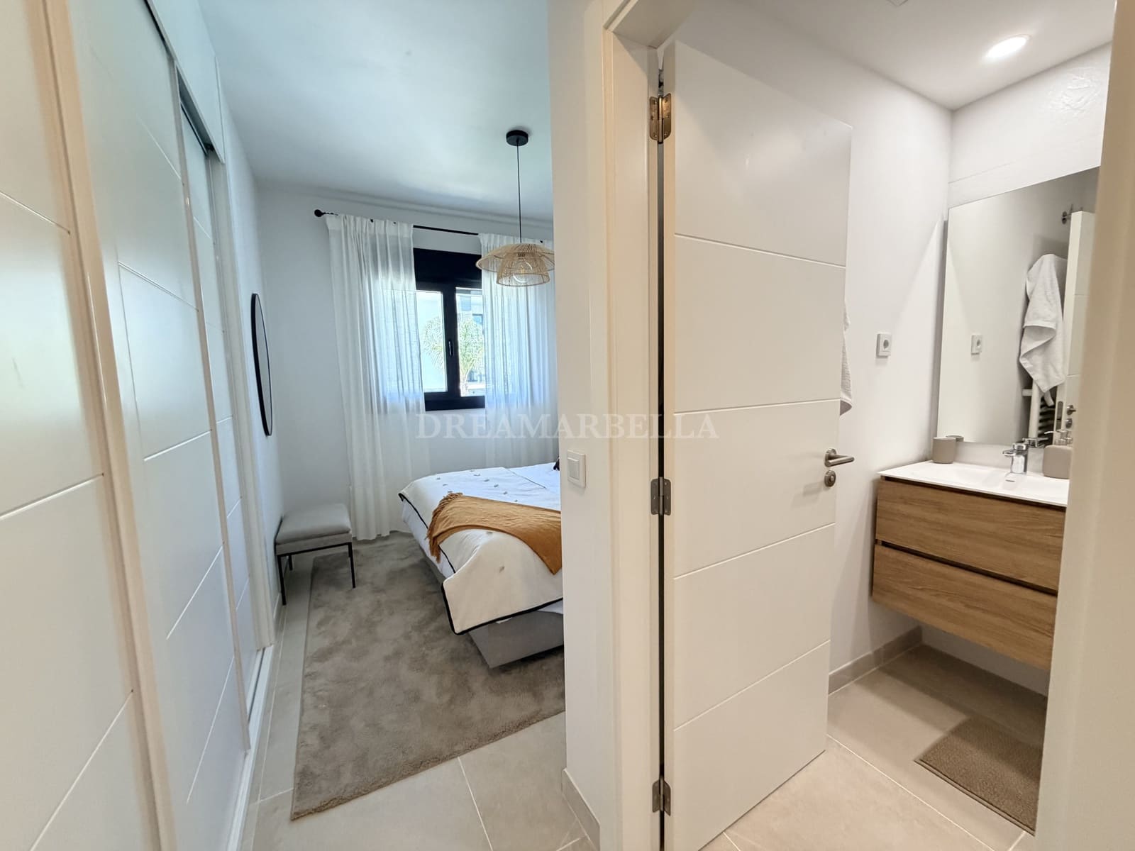 2 makuuhuone Huoneisto vuokrattavana paikassa Estepona mukana uima-altaan 
autotalli - 2 500 € (Ref: 10000216)
