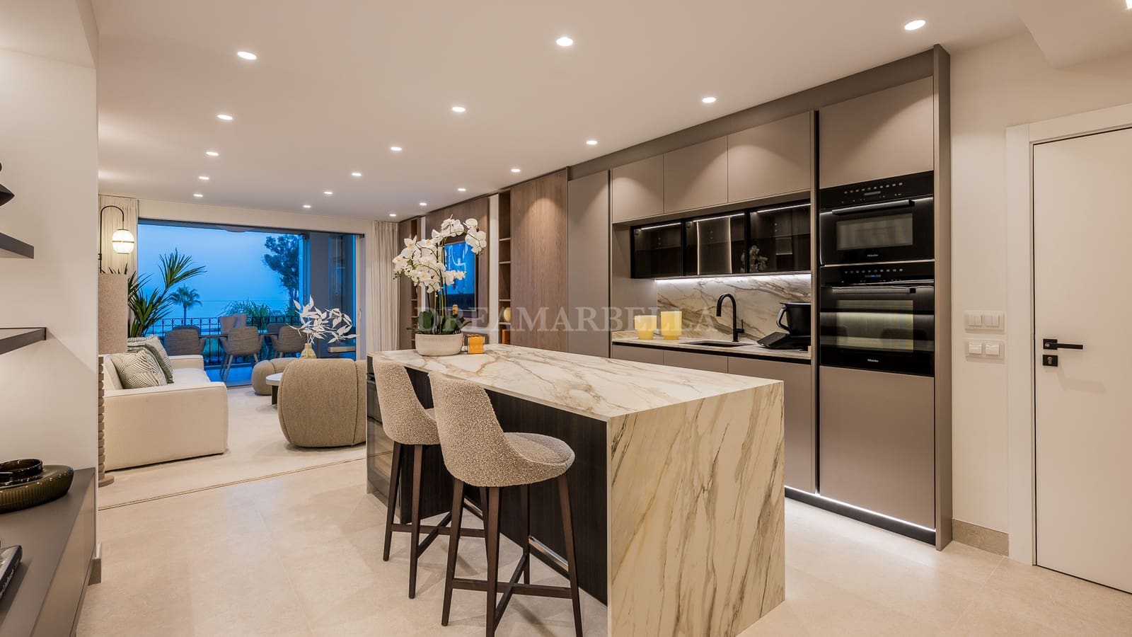3 camera da letto Appartamento in vendita in Estepona con piscina garage - 1.995.000 € (Rif: 10007467)
