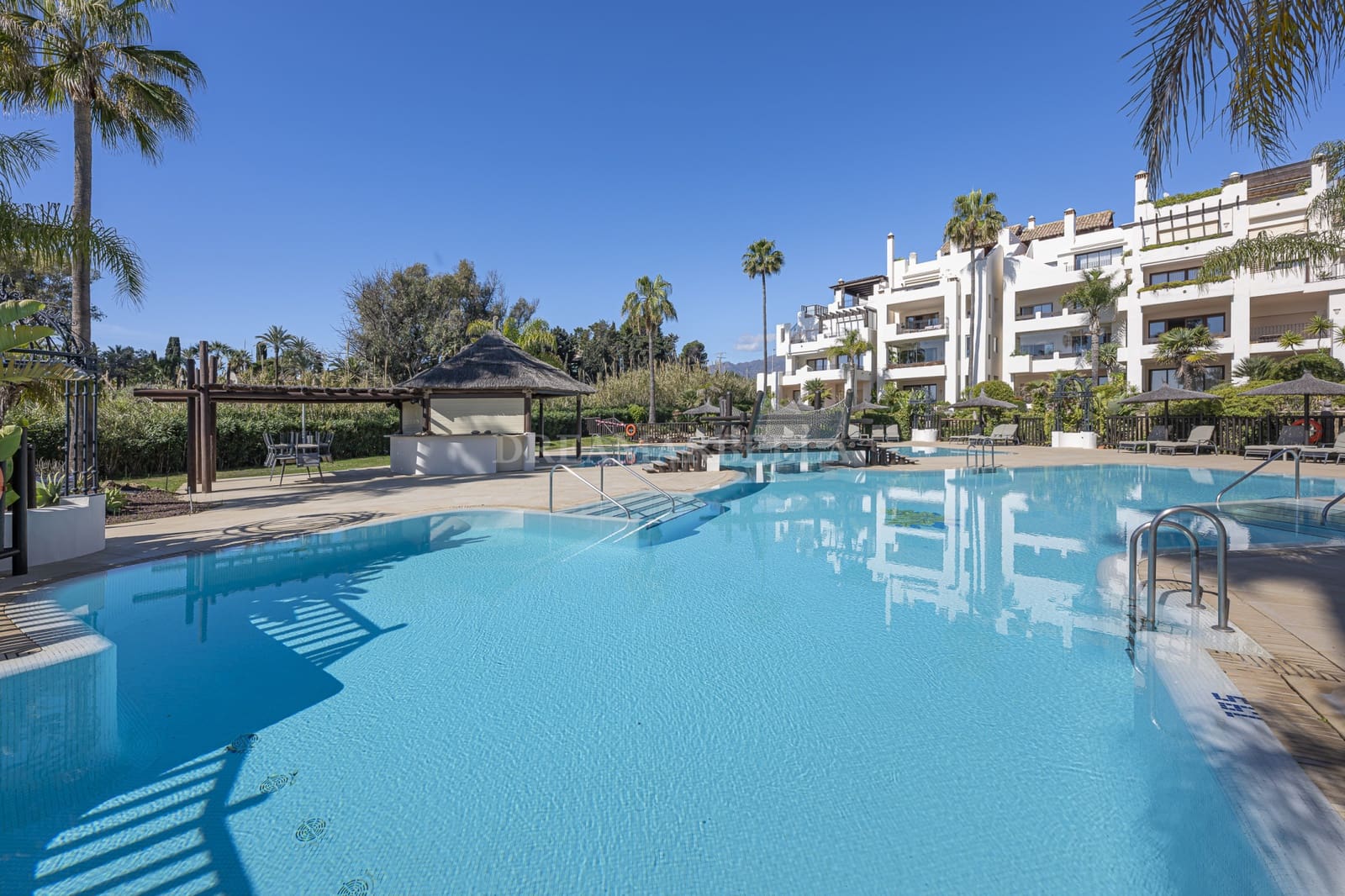 3 camera da letto Appartamento in vendita in Estepona con piscina garage - 1.995.000 € (Rif: 10007467)