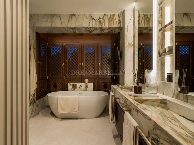 3 camera da letto Attico in vendita in Guadalmansa, Estepona con piscina garage - 4.995.000 € (Rif: 10007468)