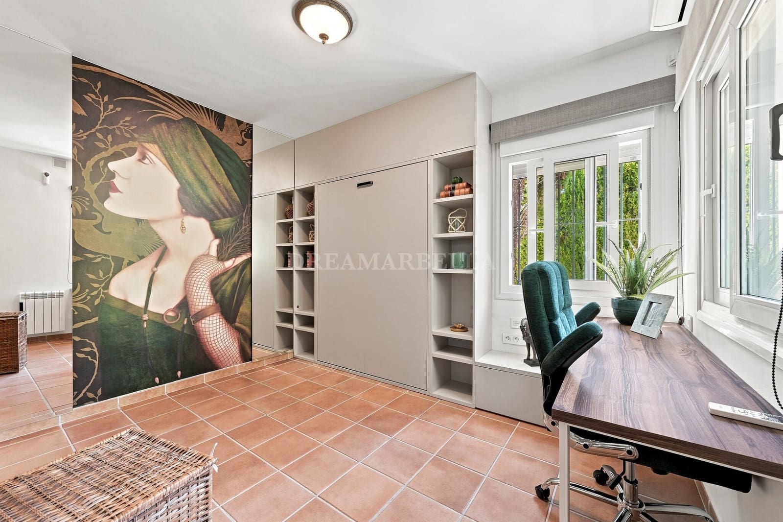Villa/Maison de 4 chambres à louer à Atalaya-Isdabe avec piscine garage - 8 500 € (Ref: 10007469)