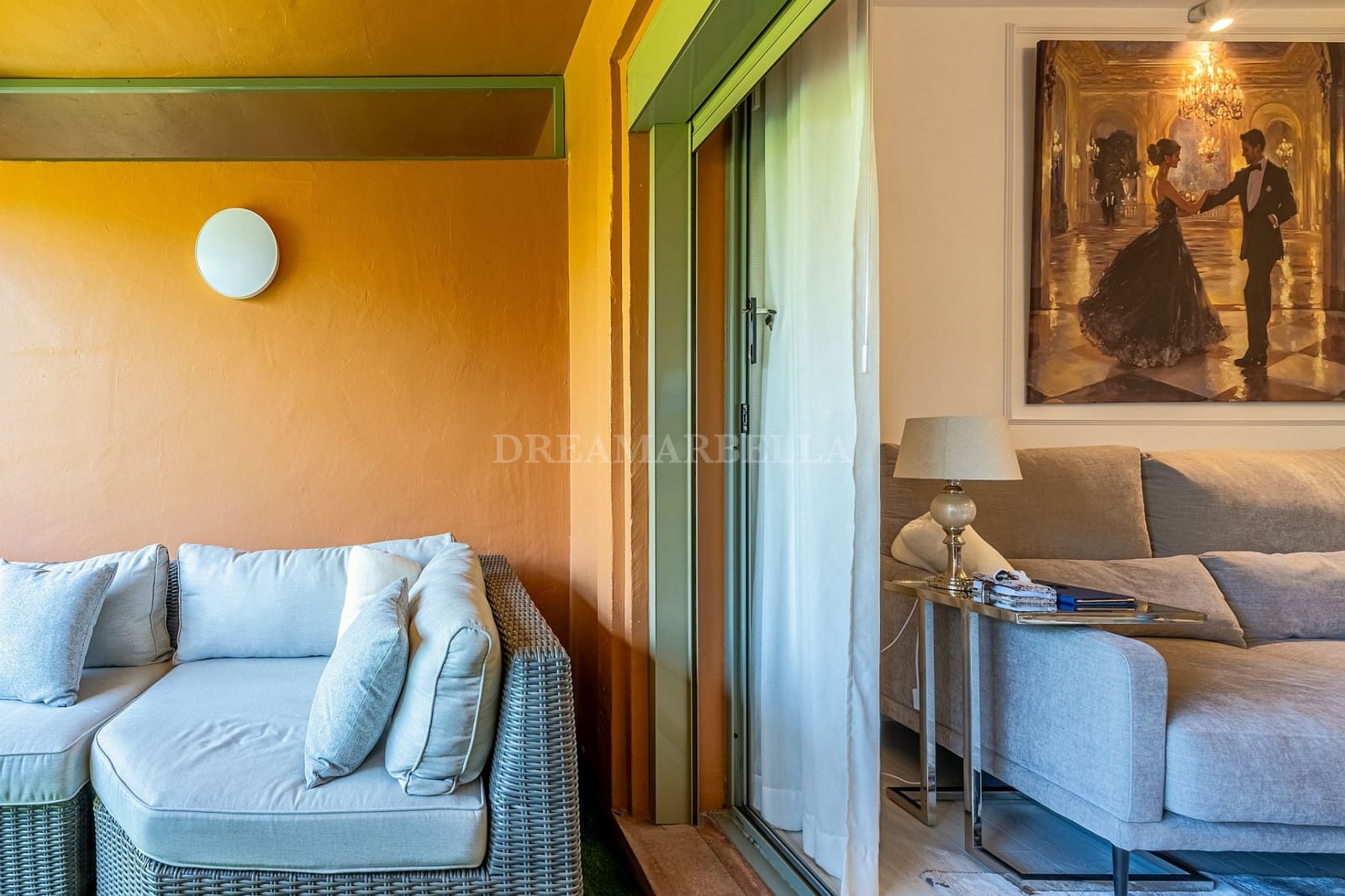 2 sypialnia Apartament do wynajęcia w Estepona z basenem garażem - 2 500 € (Ref: 10013459)