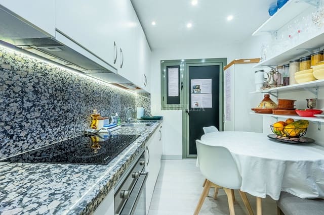 2 sypialnia Apartament do wynajęcia w Estepona z basenem garażem - 2 500 € (Ref: 10013459)