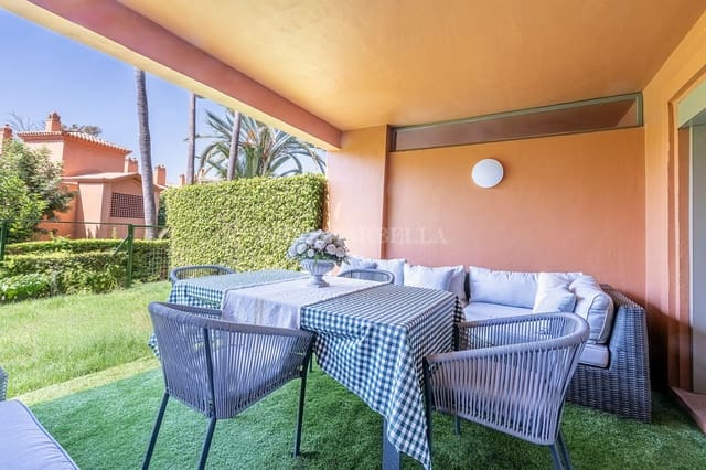 2 sypialnia Apartament do wynajęcia w Estepona z basenem garażem - 2 500 € (Ref: 10013459)