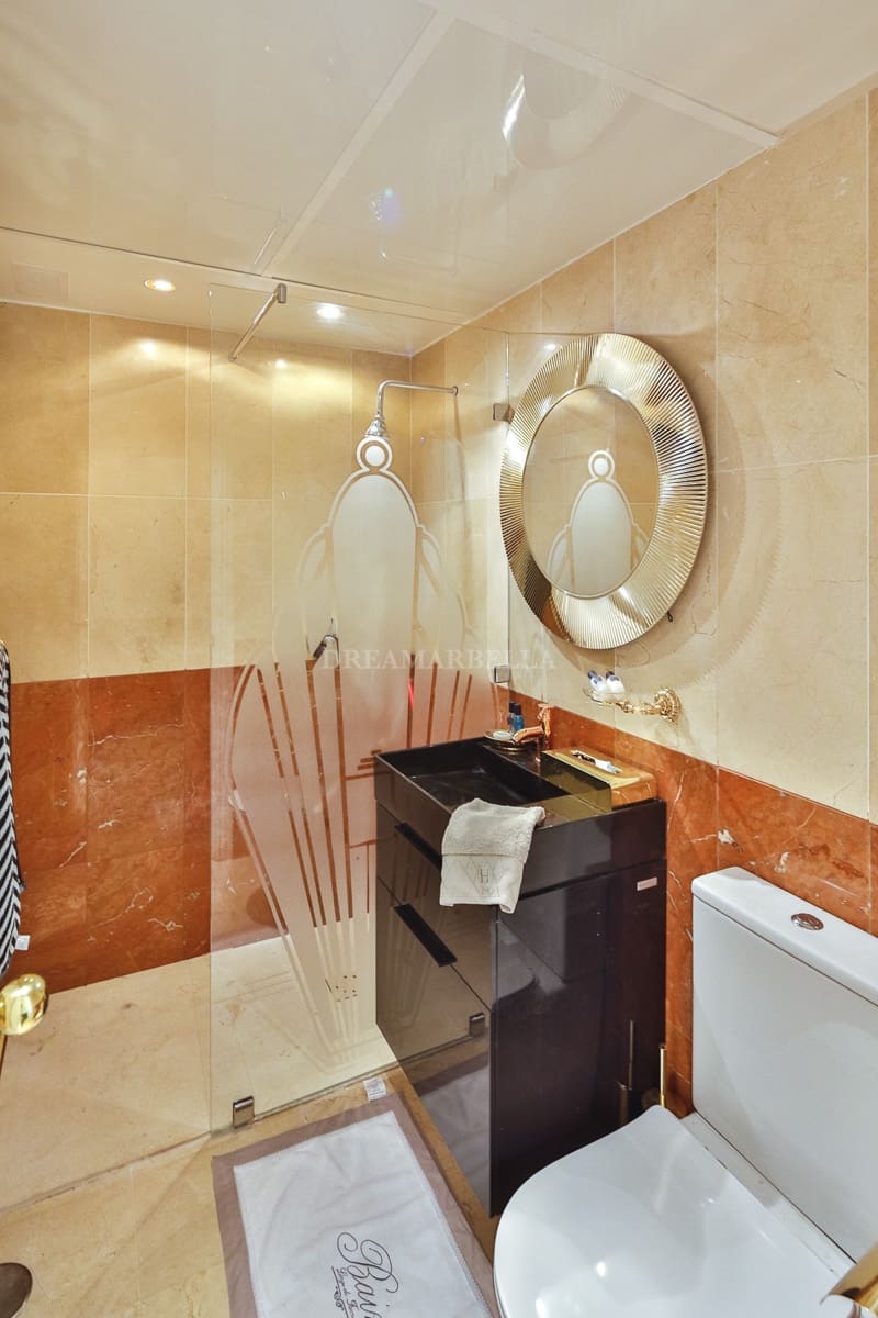 3 Zimmer Penthouse zu verkaufen in Guadalmina mit Pool Garage - 720.000 € (Ref: 9911403)