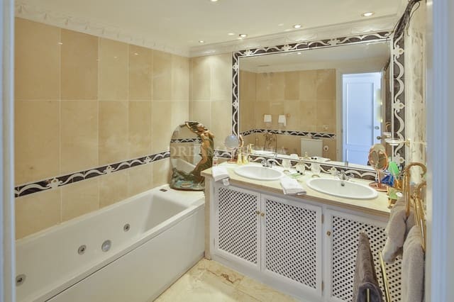 3 Zimmer Penthouse zu verkaufen in Guadalmina Alta, Marbella mit Pool Garage - 720.000 € (Ref: 9911403)