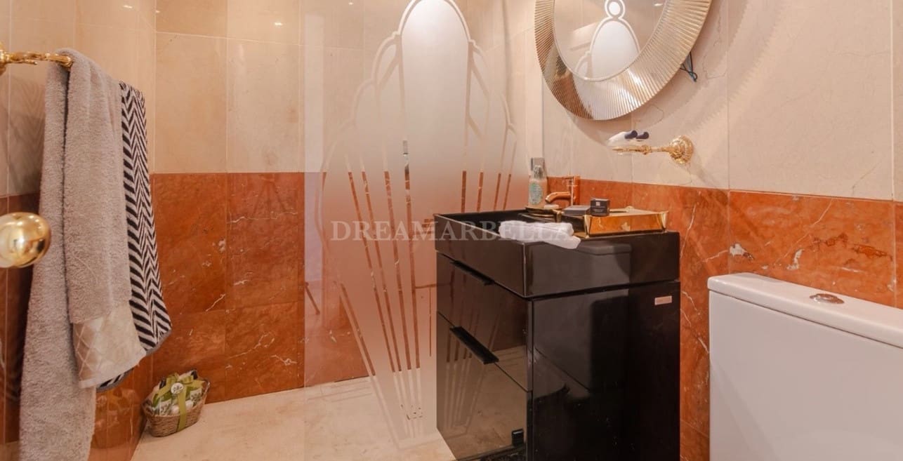 3 Zimmer Penthouse zu verkaufen in Guadalmina mit Pool Garage - 720.000 € (Ref: 9911403)