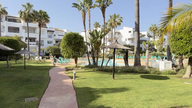 3 bedroom Apartment for sale in Costalita, Estepona with pool garage - € 715,000 (Ref: 9911405)