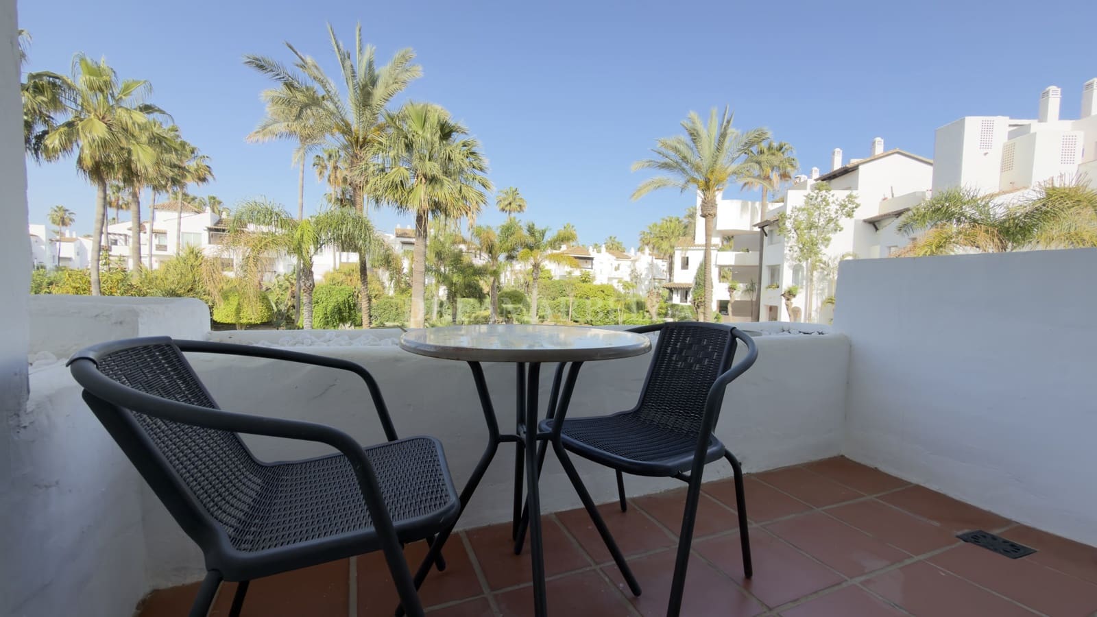 3 bedroom Apartment for sale in Costalita with pool garage - € 715,000 (Ref: 9911405)