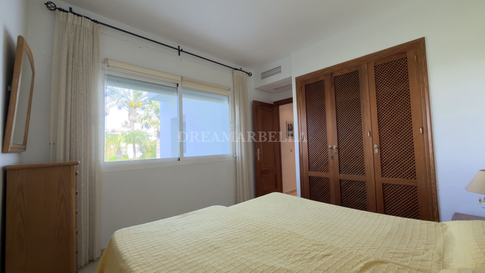 3 bedroom Apartment for sale in Costalita with pool garage - € 715,000 (Ref: 9911405)