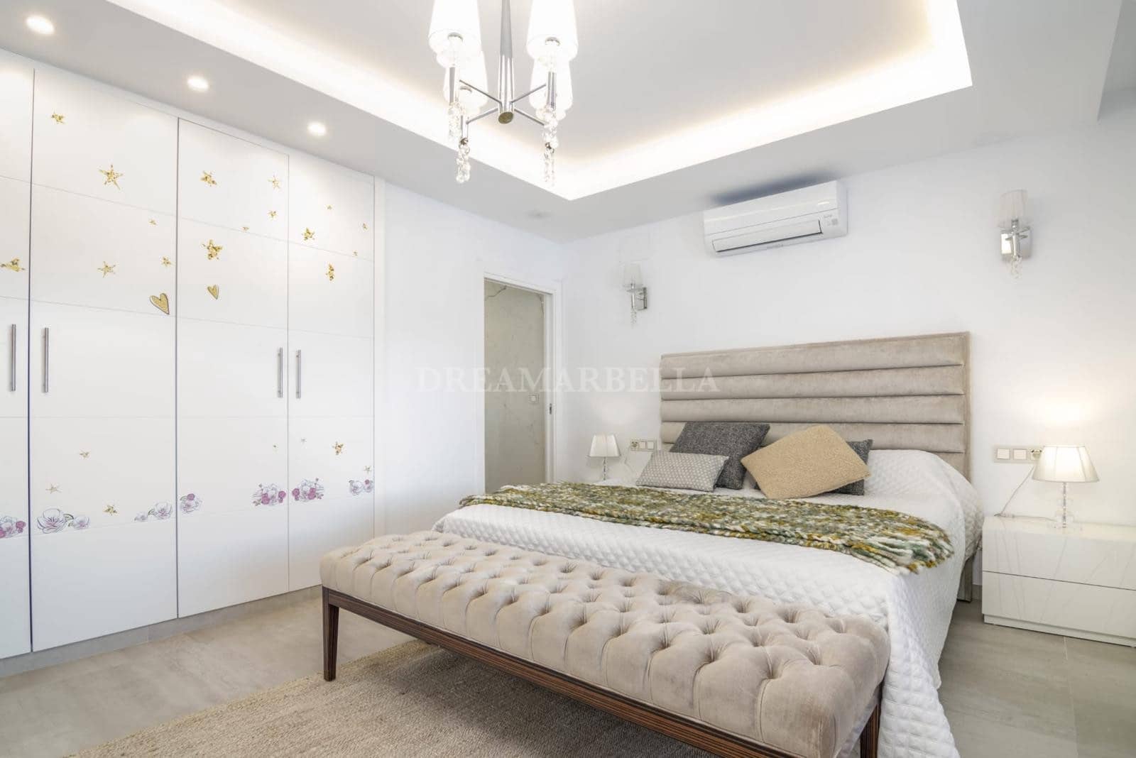 3 slaapkamer Penthouse te koop in Marbella met zwembad garage - € 1.250.000 (Ref: 9911406)