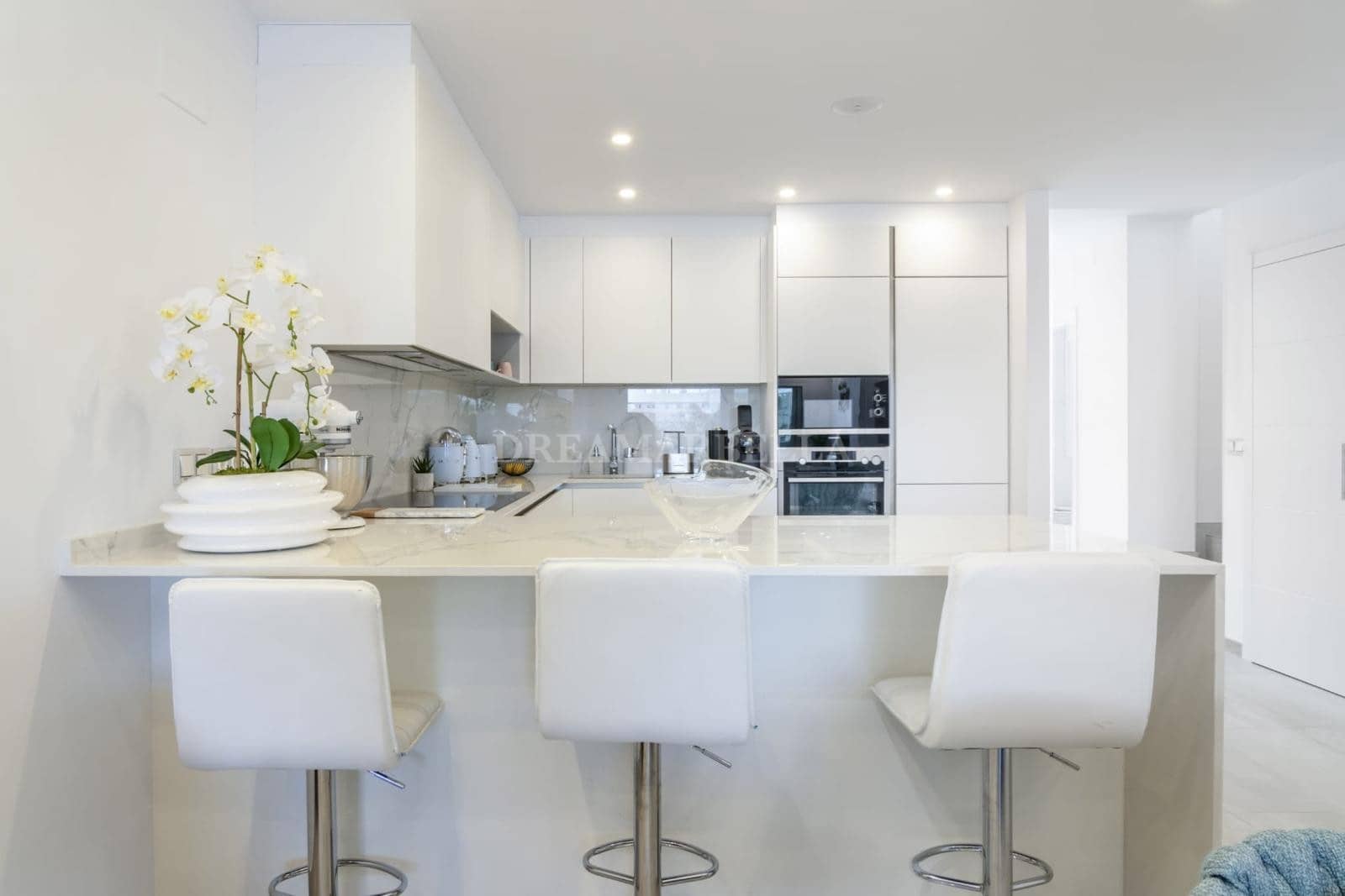 3 slaapkamer Penthouse te koop in Marbella met zwembad garage - € 1.250.000 (Ref: 9911406)