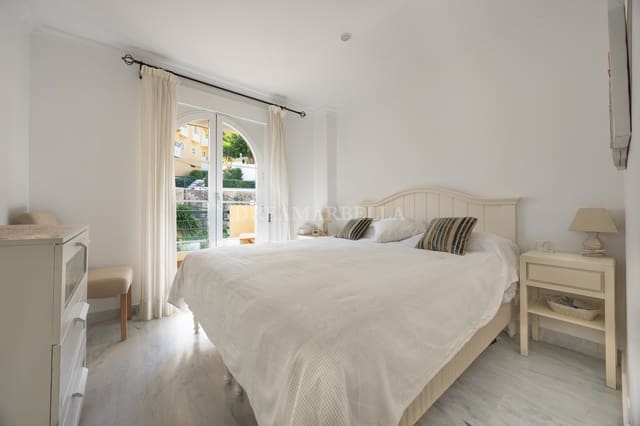2 quarto Apartamento para venda em Marbella com piscina garagem - 470 000 € (Ref: 9911409)
