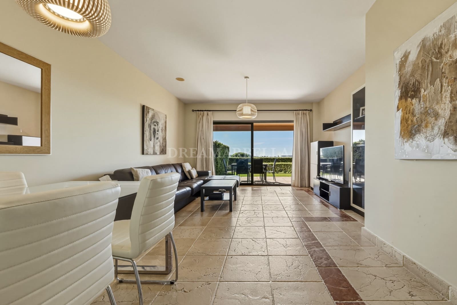 2 soveværelse Lejlighed til salg i Estepona med swimmingpool garage - € 455.000 (Ref: 9911410)
