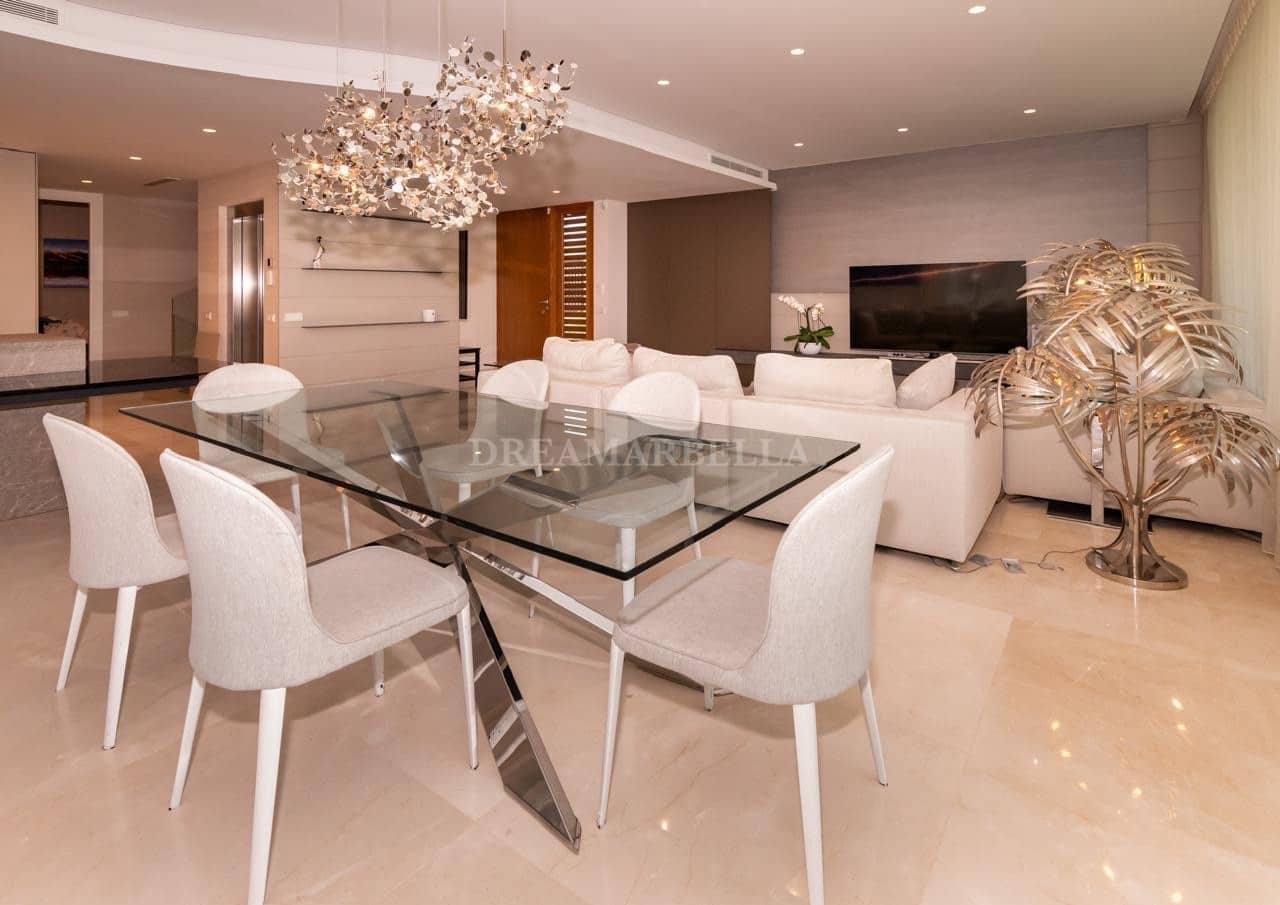 4 sypialnia Willa na sprzedaż w San Pedro de Alcantara z basenem garażem - 2 700 000 € (Ref: 9911411)