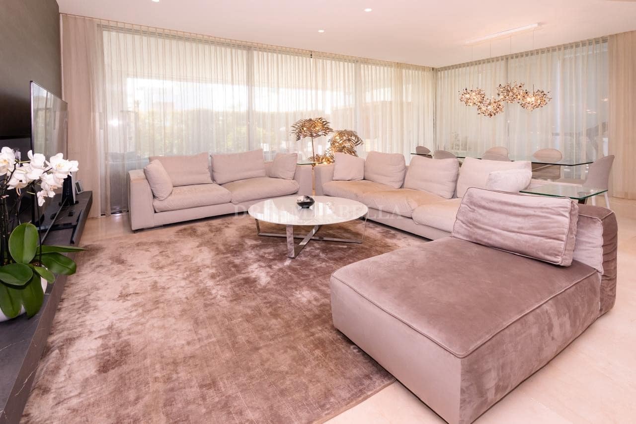4 sypialnia Willa na sprzedaż w San Pedro de Alcantara z basenem garażem - 2 700 000 € (Ref: 9911411)