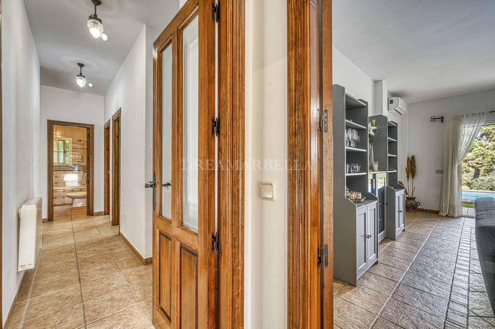 Chalet de 5 habitaciones en Marbella en venta con piscina garaje - 1.200.000 € (Ref: 9911412)