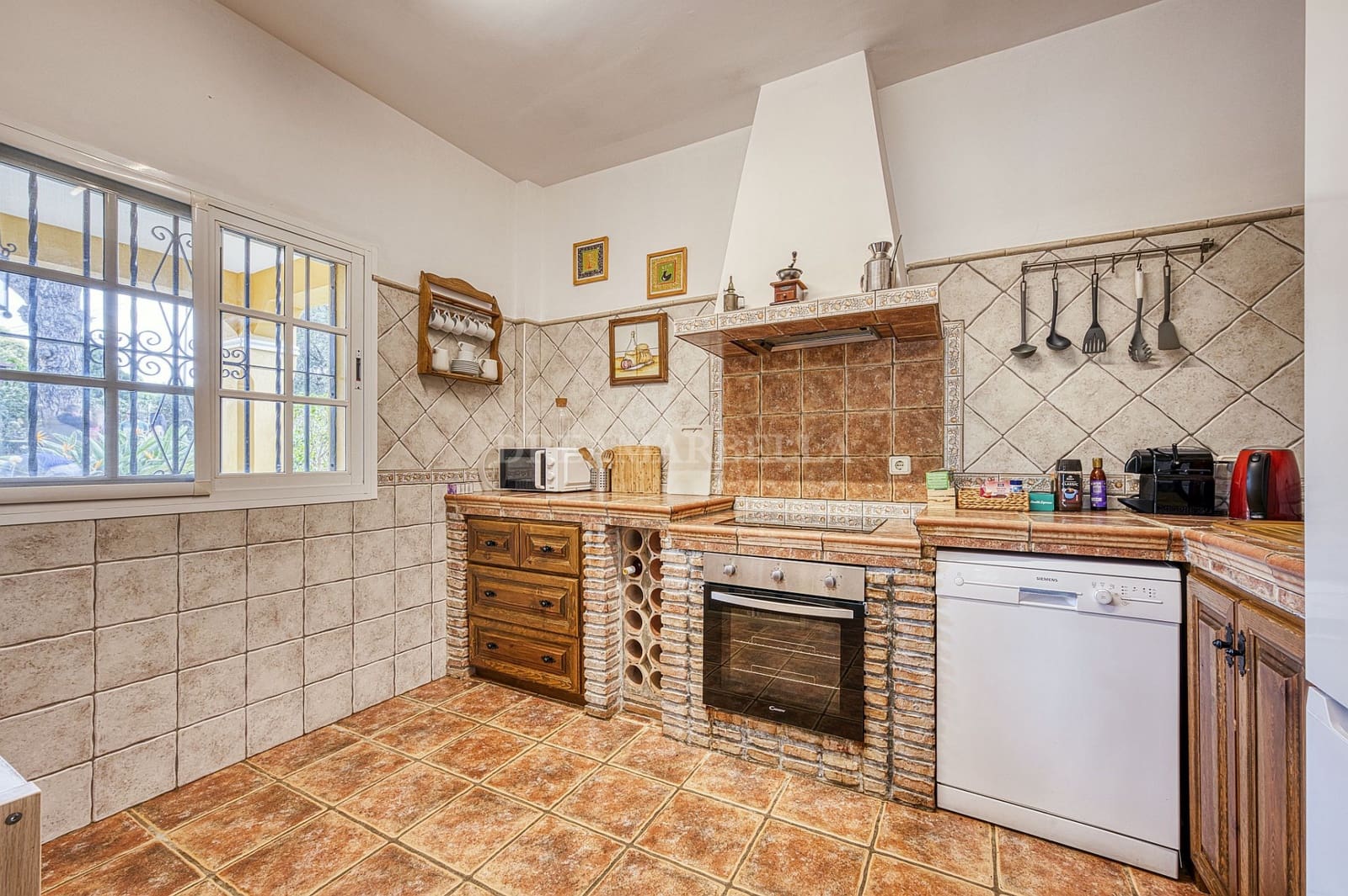 Chalet de 5 habitaciones en Marbella en venta con piscina garaje - 1.200.000 € (Ref: 9911412)