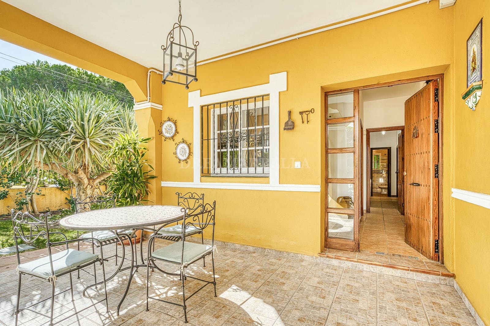 Chalet de 5 habitaciones en Marbella en venta con piscina garaje - 1.200.000 € (Ref: 9911412)
