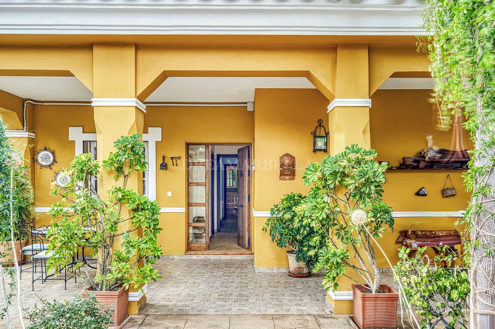Chalet de 5 habitaciones en Marbella en venta con piscina garaje - 1.200.000 € (Ref: 9911412)