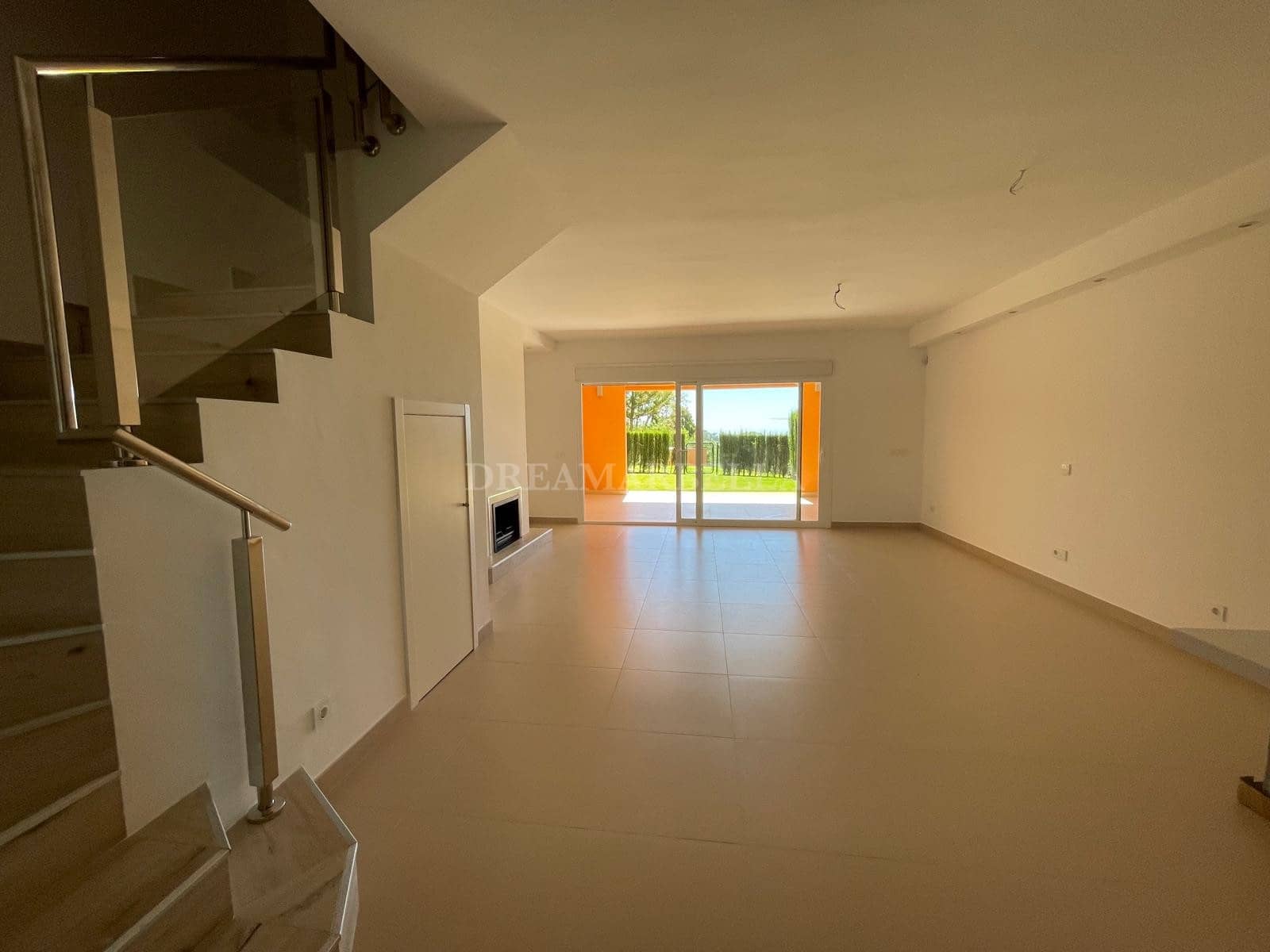 3 chambre Maison de Ville à vendre à Benahavis avec piscine garage - 676 000 € (Ref: 9911415)