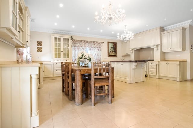 6 quarto Moradia para venda em Sotogrande Alto, San Roque com piscina garagem - 10 000 000 € (Ref: 9911416)