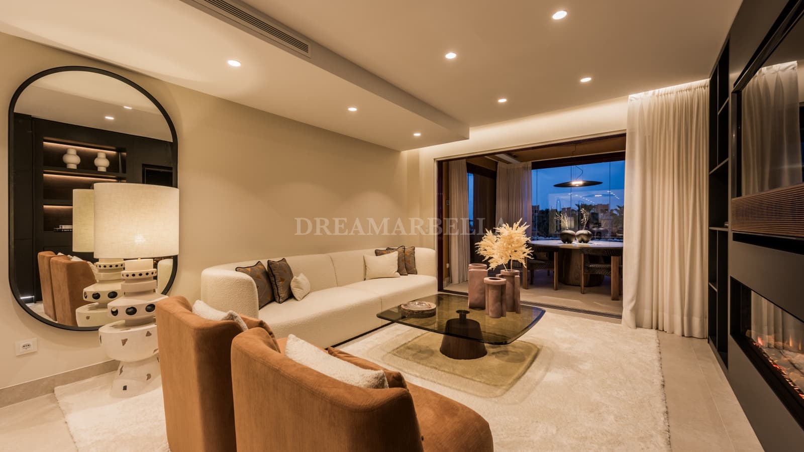 3 chambre Appartement à vendre à Estepona avec piscine garage - 2 395 000 € (Ref: 9911417)
