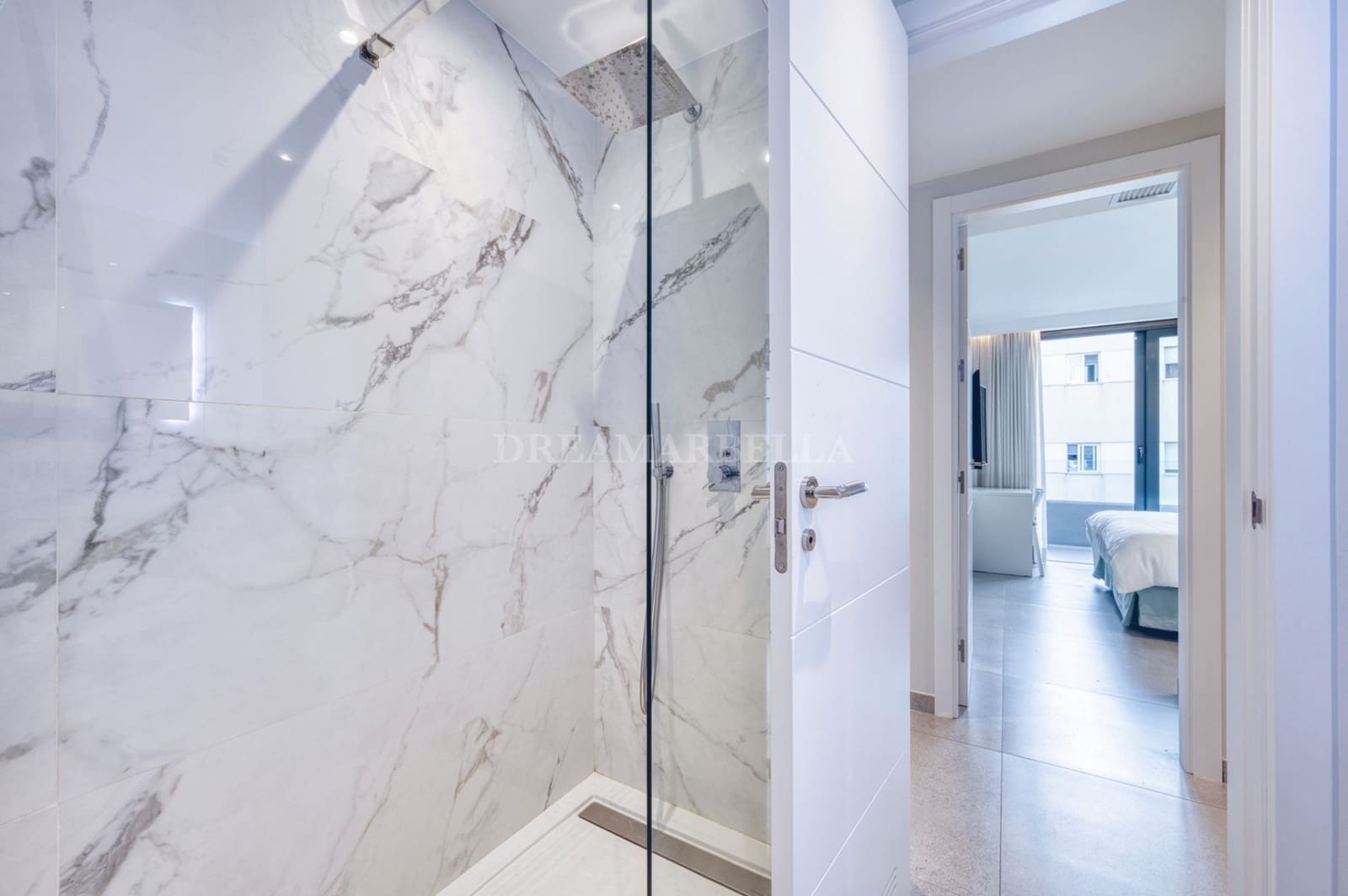 4 sypialnia Penthouse na sprzedaż w San Pedro de Alcantara z garażem - 850 000 € (Ref: 9911418)