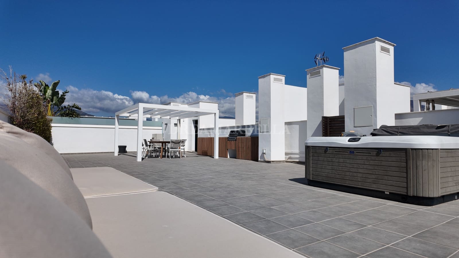 4 sypialnia Penthouse na sprzedaż w San Pedro de Alcantara z garażem - 850 000 € (Ref: 9911418)
