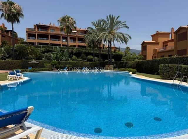 2 camera da letto Appartamento da affittare in Estepona con piscina garage - 2.500 € (Rif: 9911420)