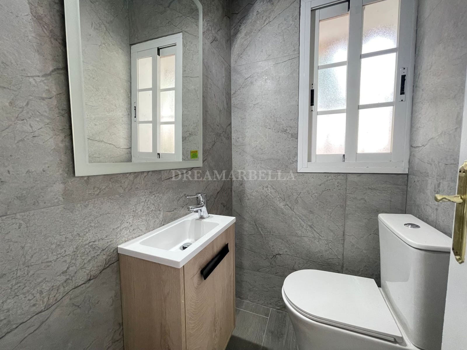 4 sovrum Villa att hyra i Marbella med pool garage - 4 900 € (Ref: 9911423)